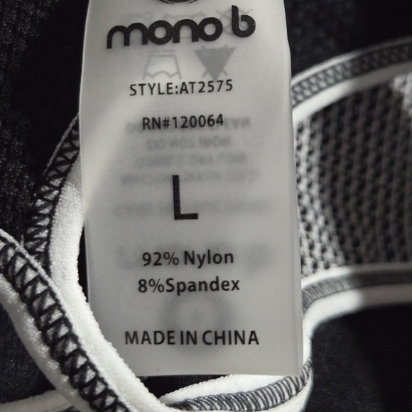 MONO B Black and White Sports Bra Size Large NWOT - Picture 3 of 4